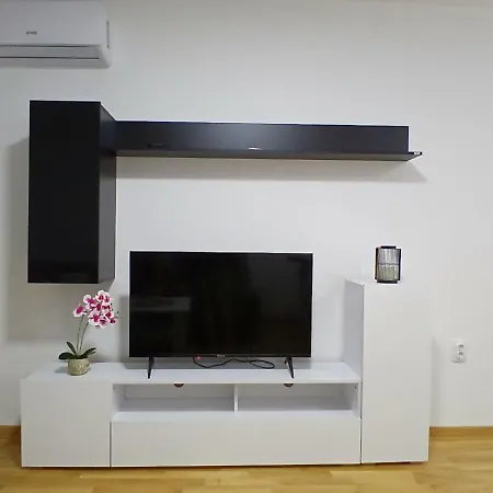 Kej Lux Apartman Bosanska Gradiska Exterior photo